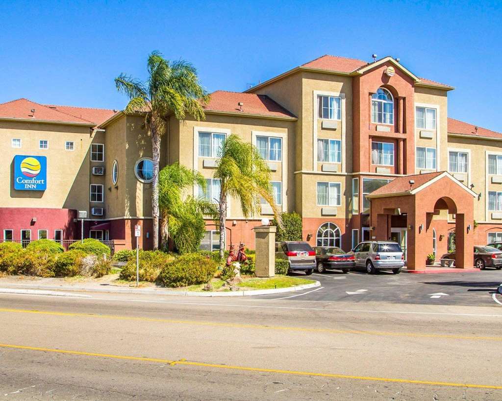 Comfort Inn Lathrop Stockton Airport Exterior photo